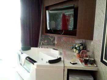 Zhengzhou Goodnight Hotel Jicheng  Exteriör bild